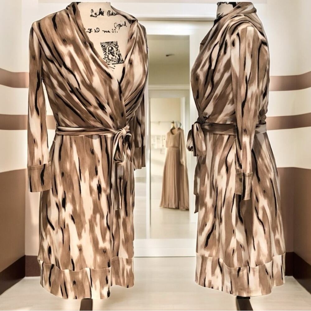 NEW Antonio Melani Wrap Tie Belt 3/4 Sleeve V-Neck Jersey Dress Abstract XS NWOT - Picture 3 of 12